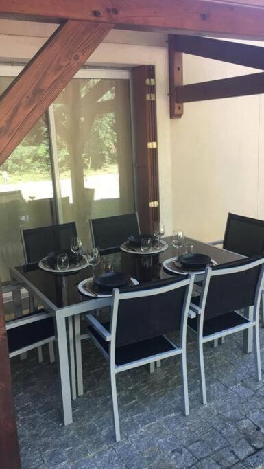 Le N5 Des Hauts De Sarlat Apt Duplex Clim, Piscine, Parking Exterior foto